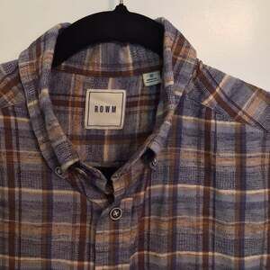 ROWM Men's Short Sleeve Size S Button Down Blue Chocolate Brown Plaid Woven